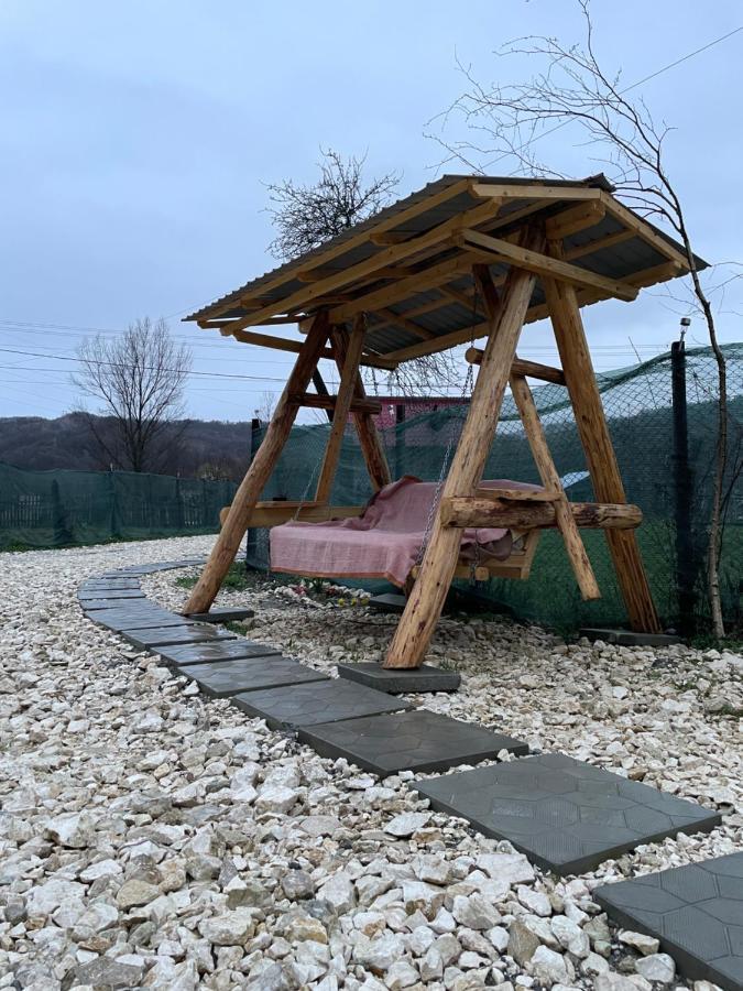 Casa Lupilor Transfagarasan Villa Capatineni-Ungureni Luaran gambar